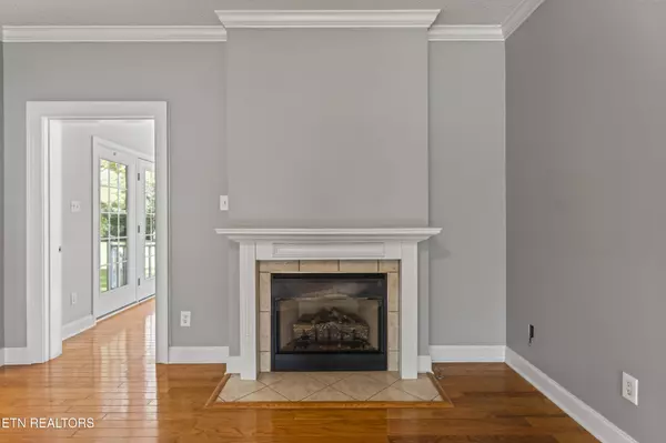 Oak Ridge, TN 37830,194 Sweet Gum Lane