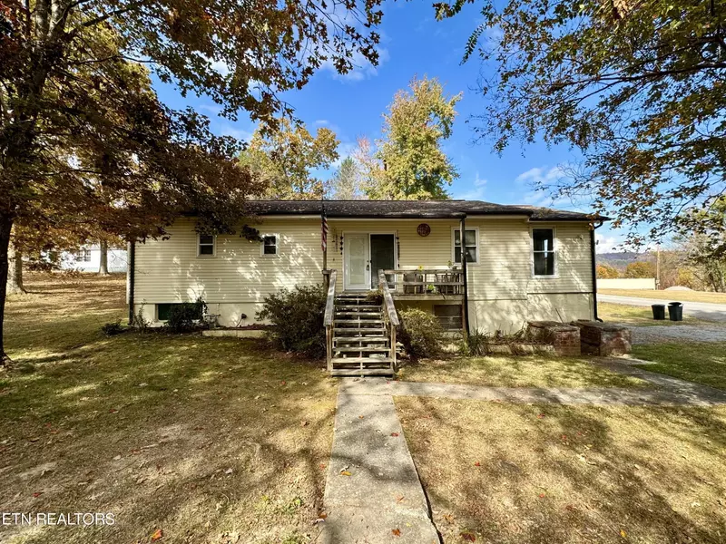 225 N Patton Ave, Rockwood, TN 37854