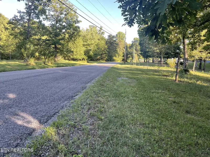 0 Leffle Webb Rd. - 5.1 Acres, Crossville, TN 38572