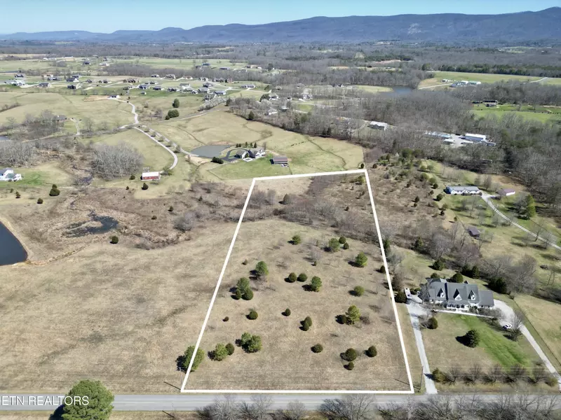 0 Clint Lowe Rd- 5.83 Acres, Crossville, TN 38555