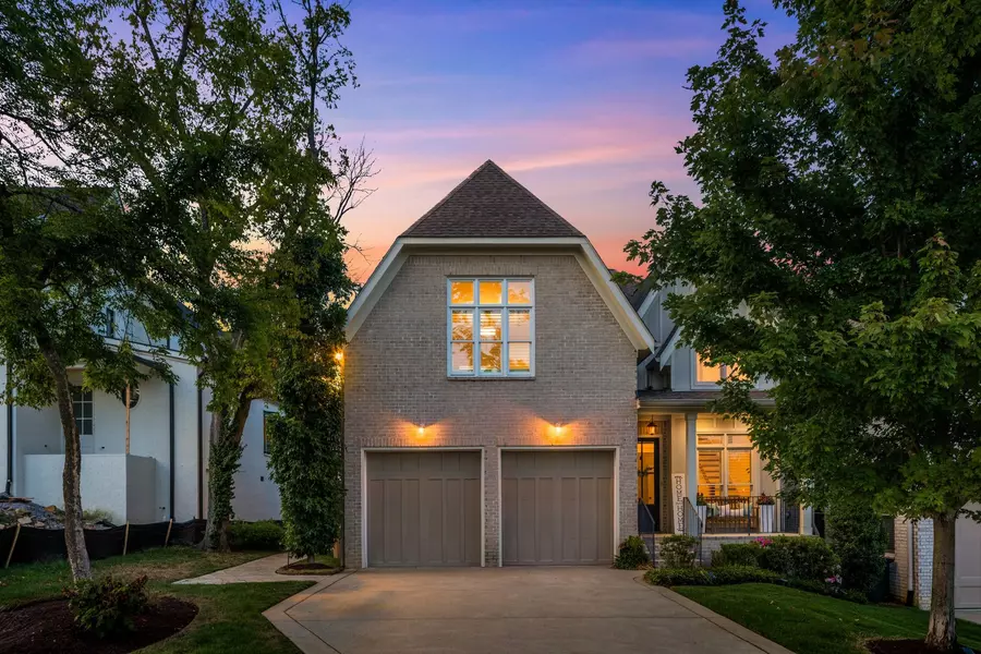 2260 Castleman Dr, Nashville, TN 37215