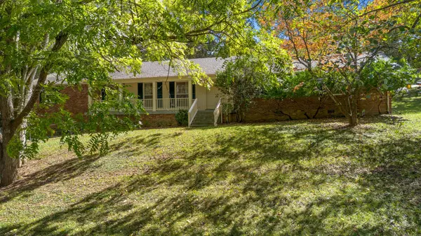 Nashville, TN 37205,841 Highland Crest Dr