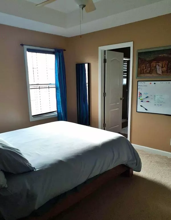 Clarksville, TN 37042,3781 Man O War Blvd