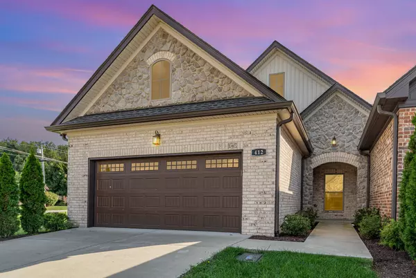 412 W Foxrun, Springfield, TN 37172