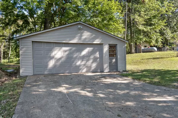Cadiz, KY 42211,338 Holiday Way