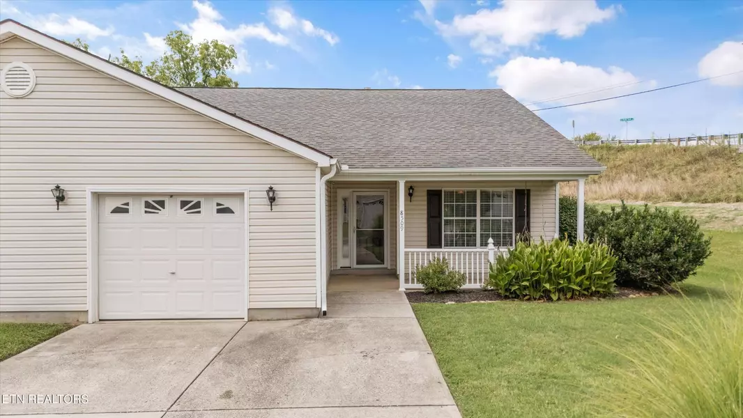8509 Wisteria Way, Knoxville, TN 37931