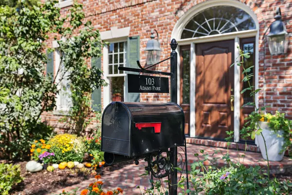 Nashville, TN 37205,103 Adams Park