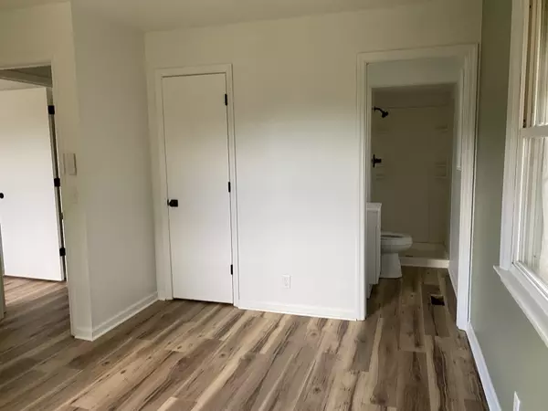 Fairview, TN 37062,1010 Highway 96 #N