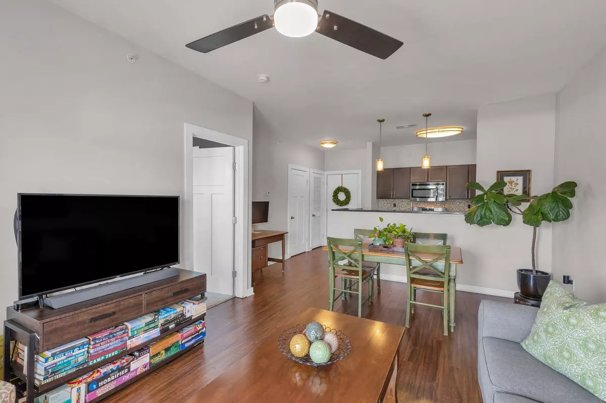 Nashville, TN 37211,2197 Nolensville Pike #324