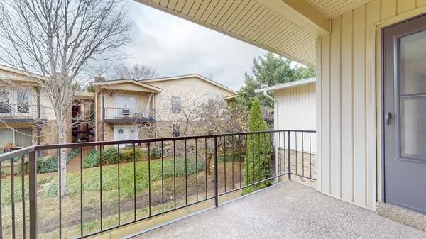 Nashville, TN 37215,2116 Hobbs Rd #M4