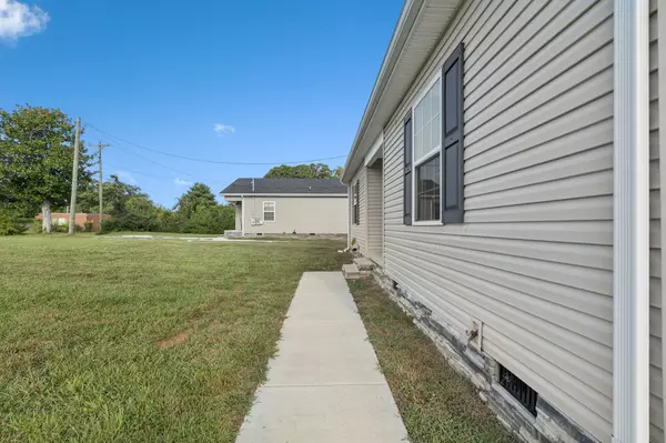 Winchester, TN 37398,1019 Old Cowan Rd