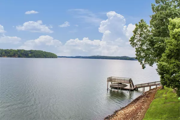 Soddy Daisy, TN 37379,12004 Oak Cove Lane