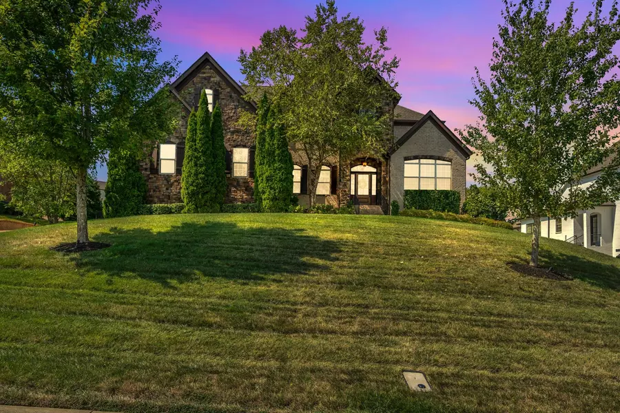 1851 Barnstaple Ln, Brentwood, TN 37027