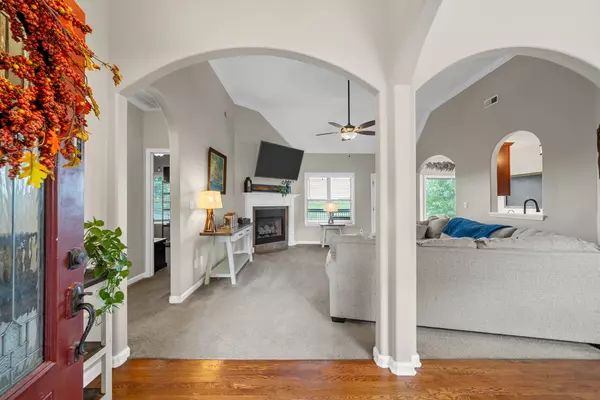 Clarksville, TN 37042,1872 Apache Way