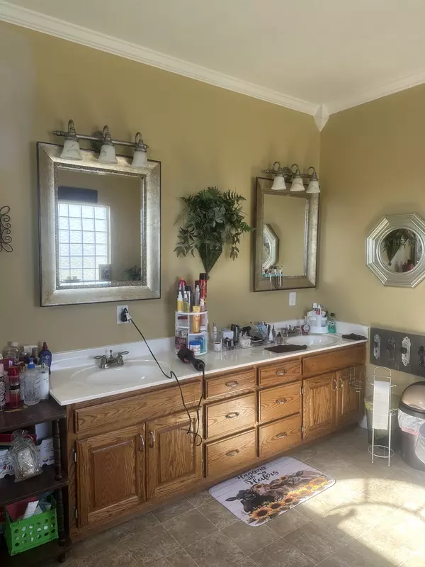 Mcminnville, TN 37110,96 Harvest Farm Lake Rd