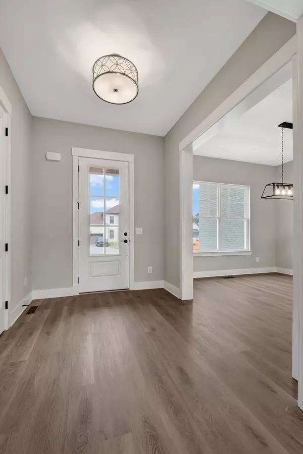 Mount Juliet, TN 37122,817 Saddle Ridge Dr