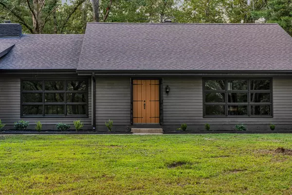 Tullahoma, TN 37388,364B Cook Rd