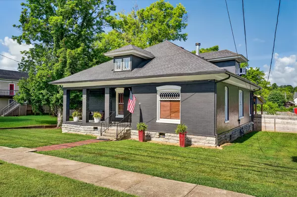 508 Lincoln Ave #N, Fayetteville, TN 37334