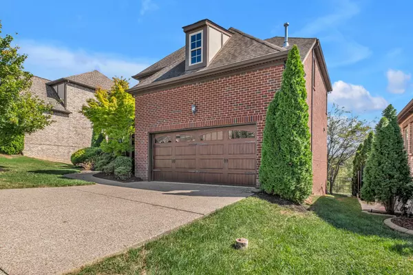 Hermitage, TN 37076,5129 Mountainbrook Cir