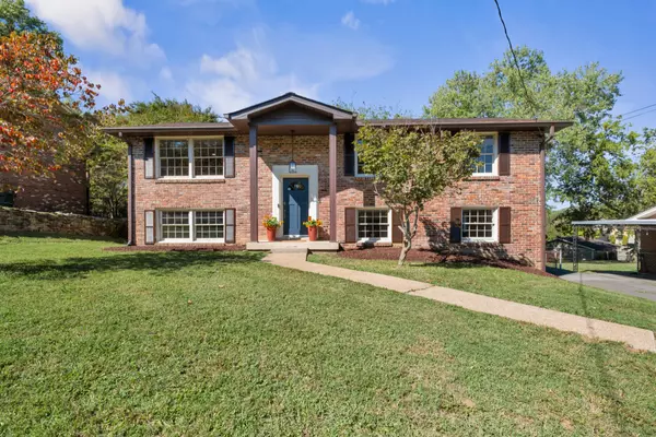 172 Bonnafield Dr, Hermitage, TN 37076