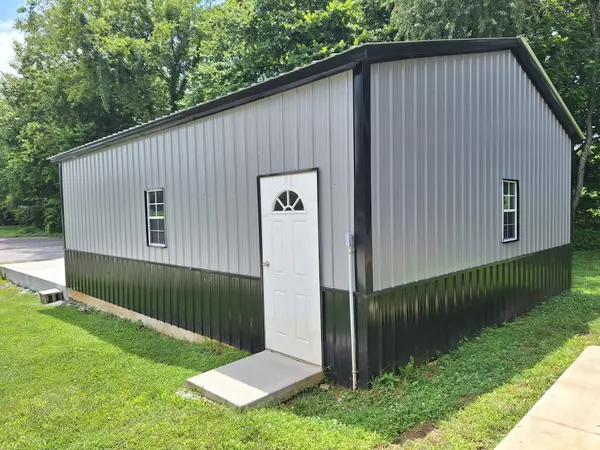 Lebanon, TN 37087,1908 Lucille St