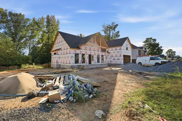 Clarksville, TN 37043,254 Bellshire Dr