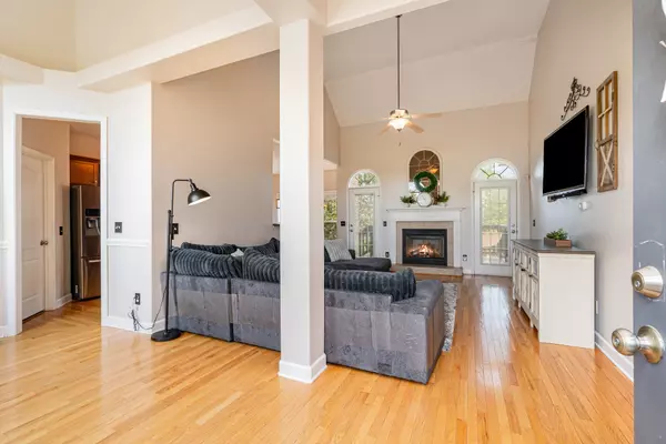Mount Juliet, TN 37122,2237 Saundersville Ferry Rd