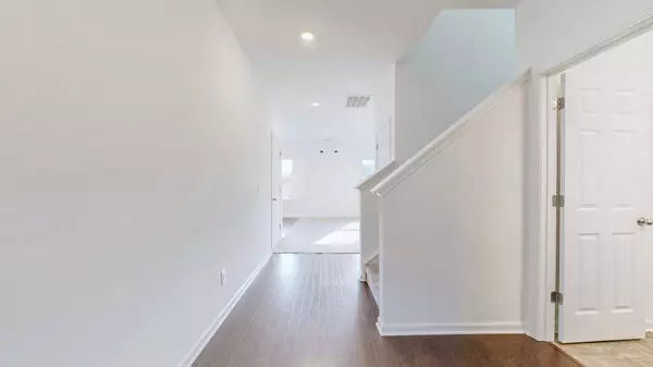 White House, TN 37188,156 Hampshire Way