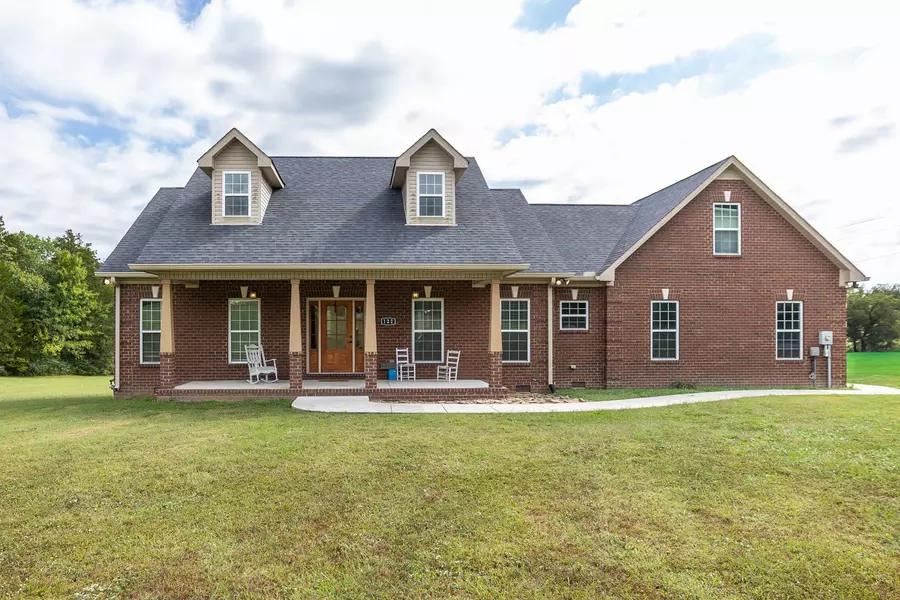 122 Laurelwood Dr, Shelbyville, TN 37160