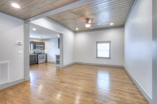 1205 Dr Db Todd Jr Blvd, Nashville, TN 37208
