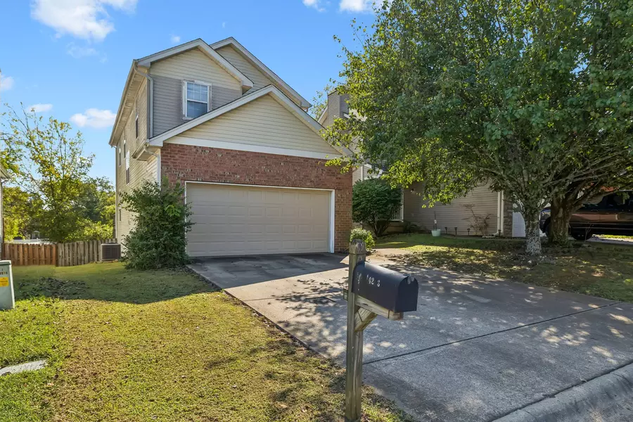 4273 Chesney Glen Dr, Hermitage, TN 37076