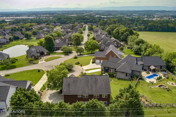 Maryville, TN 37801,1739 Inverness Drive