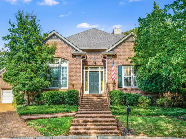 Nashville, TN 37205,22 Bosley Oaks