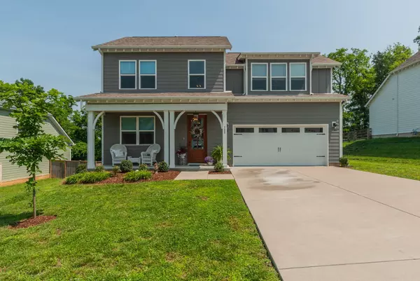 Columbia, TN 38401,588 Davis Valley Dr
