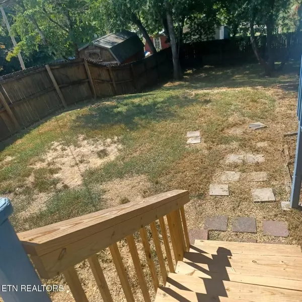 Lenoir City, TN 37771,411 W 7Th Ave