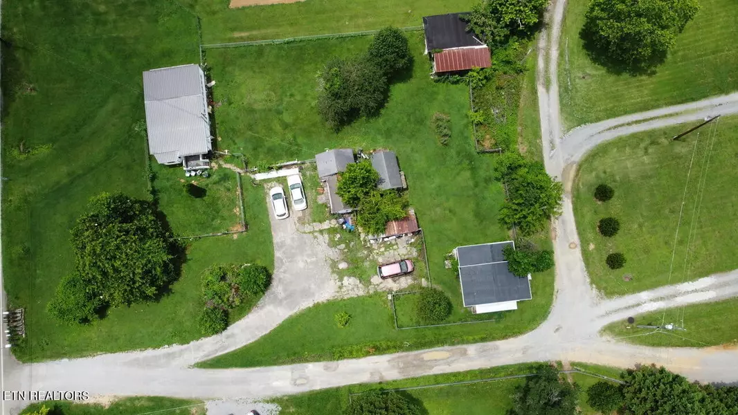 4811 Guinn Rd, Knoxville, TN 37931