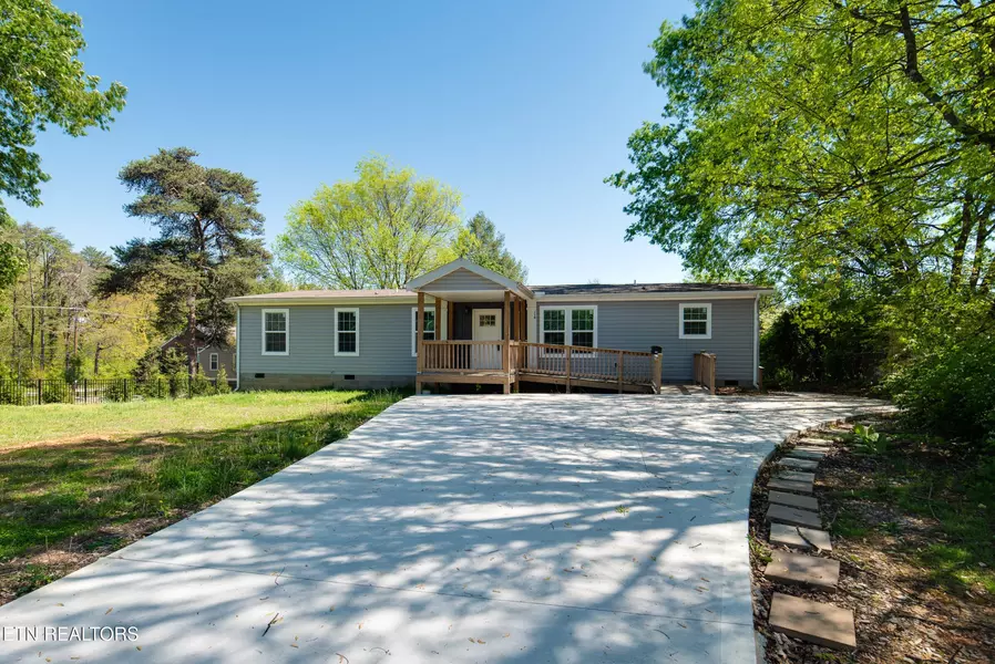 110 Boardman Ave, Maryville, TN 37803