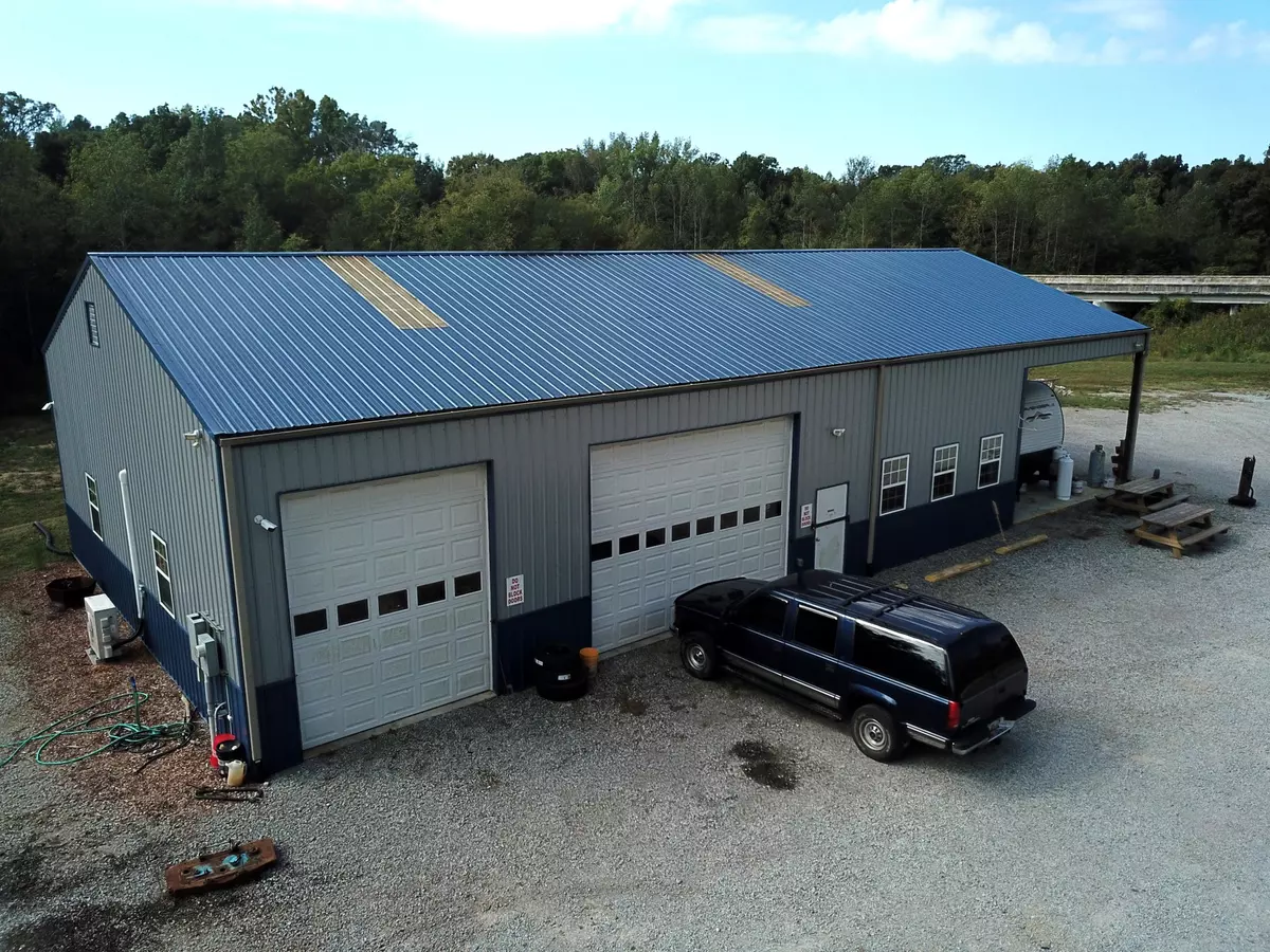 Ethridge, TN 38456,35 Alexander Springs Rd