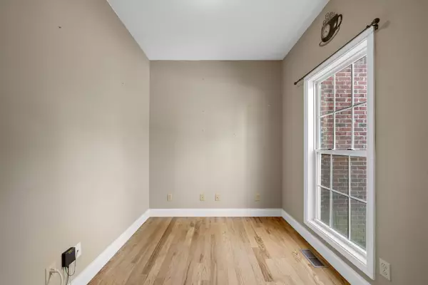 Dover, TN 37058,121 Meadow Ln