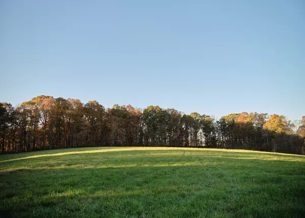 Fairview, TN 37062,7725 Caney Fork Rd