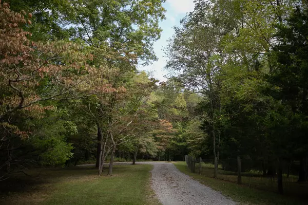 Fairview, TN 37062,7725 Caney Fork Rd