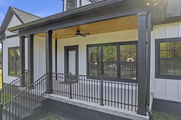 Decherd, TN 37324,106 5th ave N