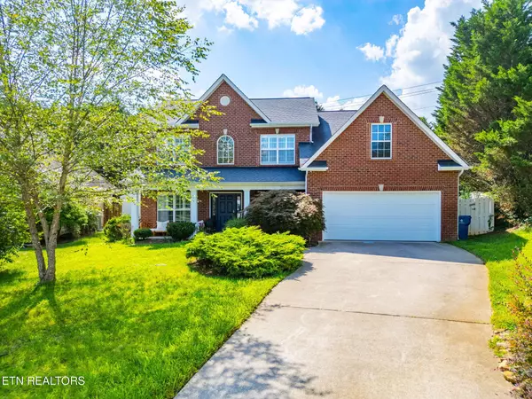 Knoxville, TN 37922,9211 Sway Branch Lane