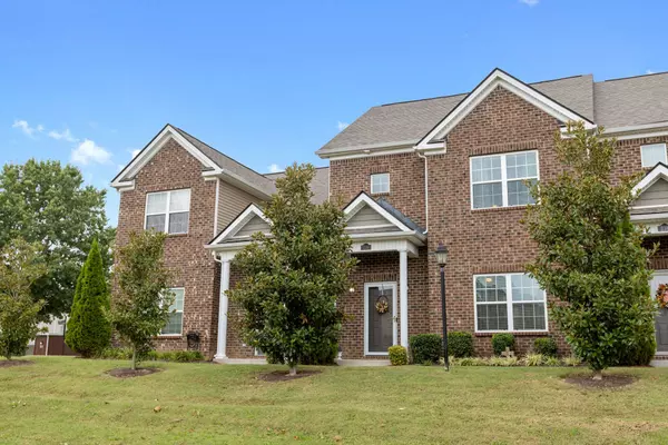 236 Rowlette Cir, Murfreesboro, TN 37127
