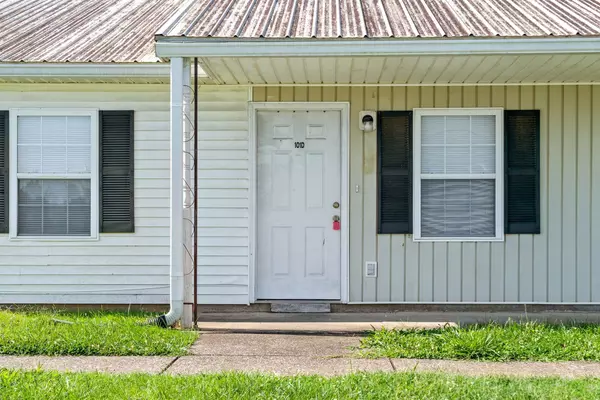 Oak Grove, KY 42262,278 Thompsonville Ln #101D