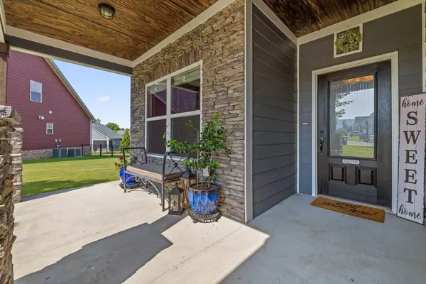 Ooltewah, TN 37363,7904 Frostwood Lane