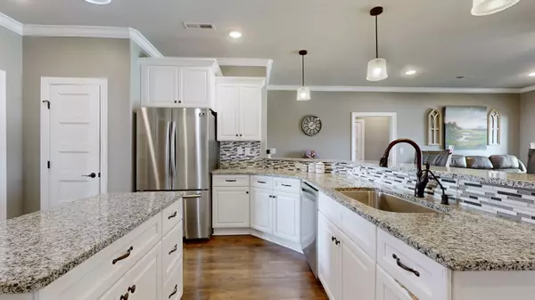 Chapel Hill, TN 37034,5167 Vinnie Dell Dr