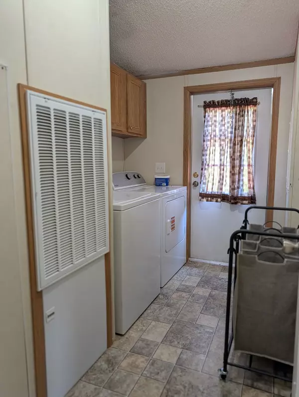 Lynnville, TN 38472,440 Fry Branch Rd
