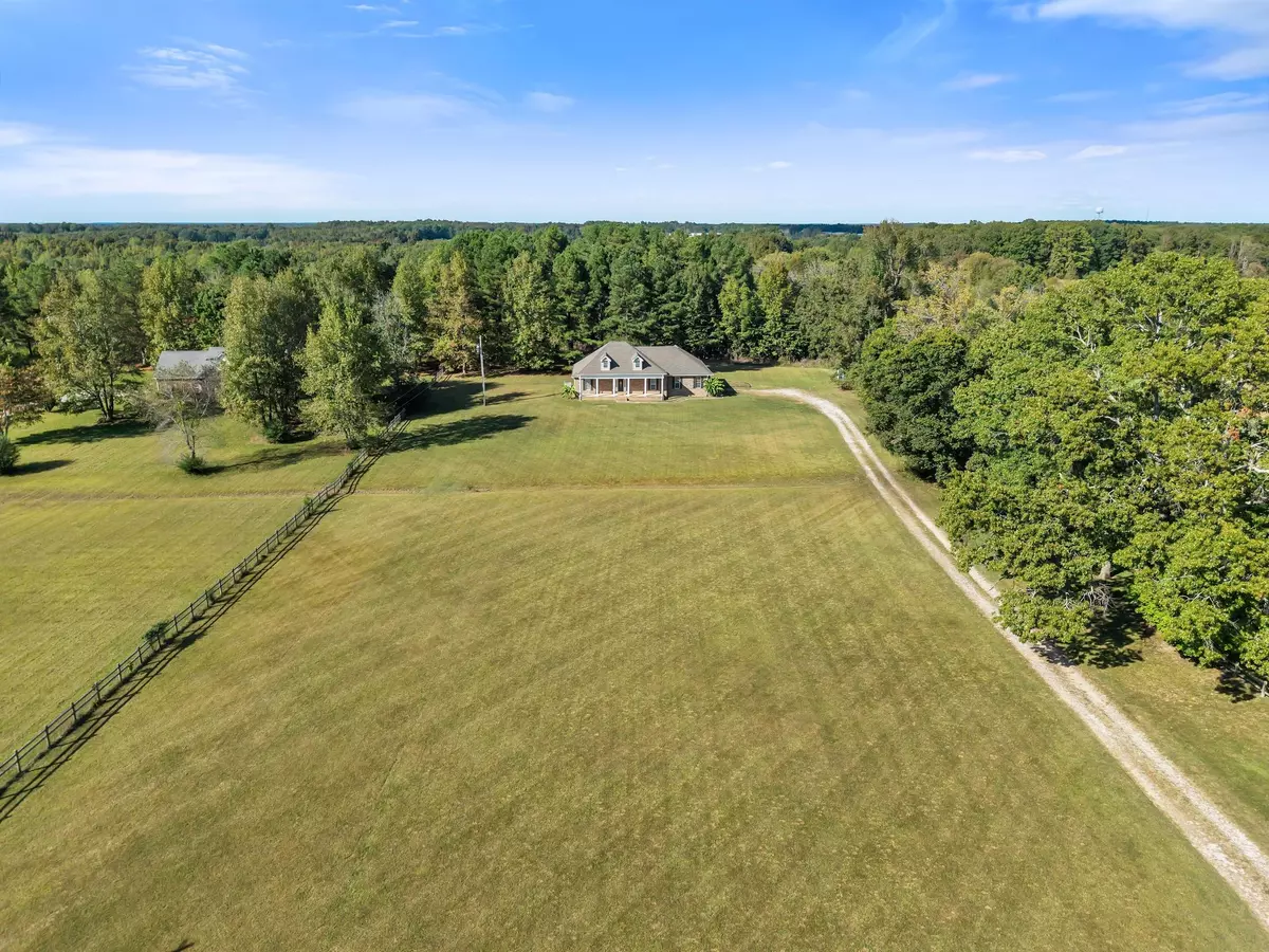Mc Ewen, TN 37101,2044 Old Blacktop Road