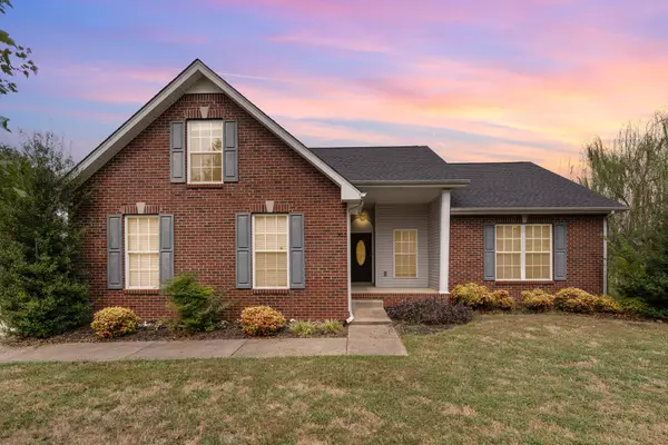 302 Bailey Ln, Pleasant View, TN 37146